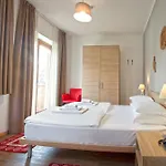 Cavanis Wellness & 4*