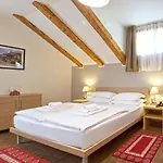 Cavanis Wellness & Апарт-отель Саппада